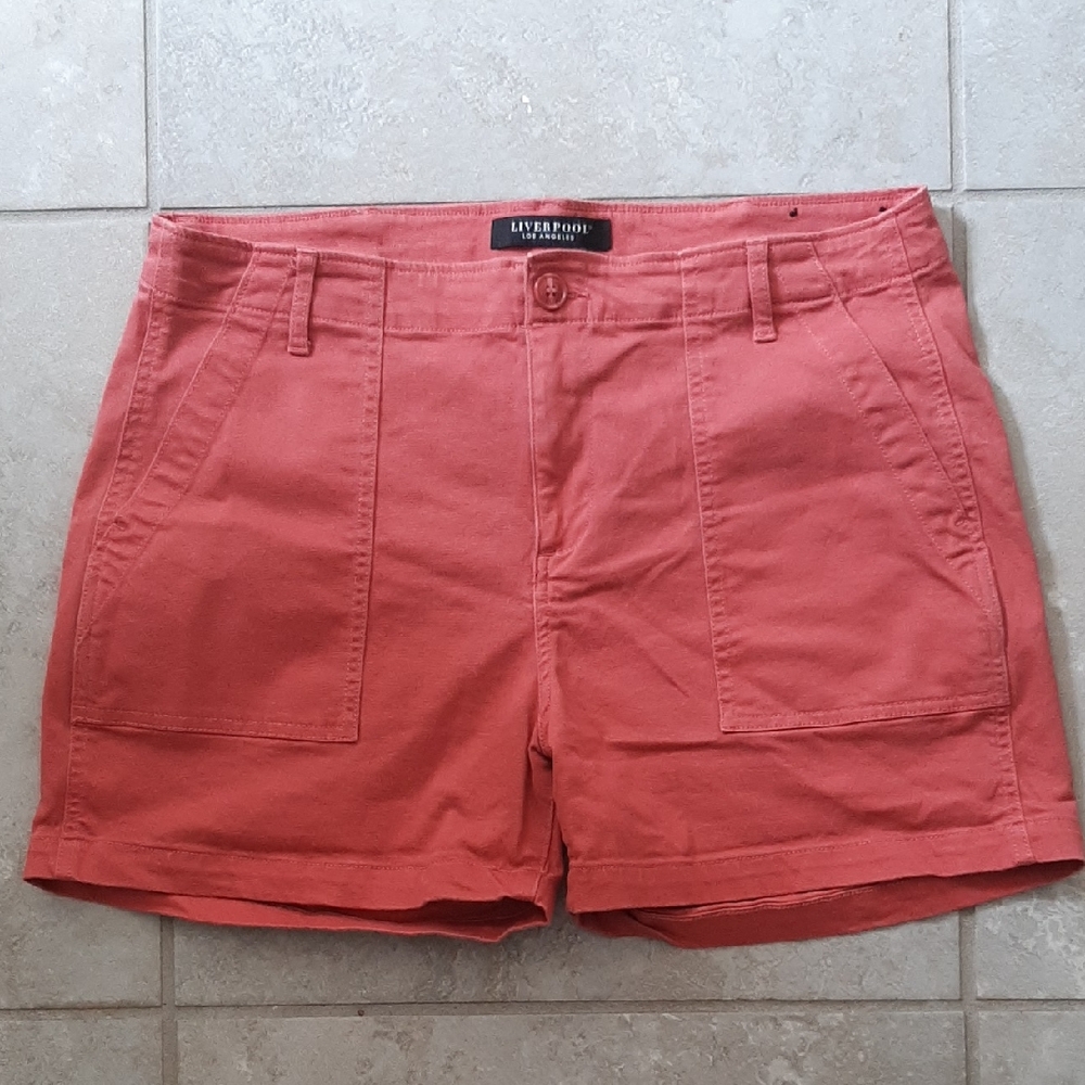 Liverpool Los Angeles Women's Salmon Cargo Shorts Sz 12